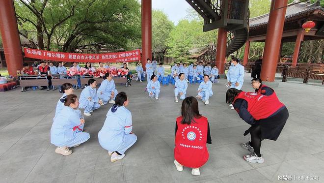 致敬白衣天使凝聚社会温情pg电子中国沈阳爱心企业(图1)